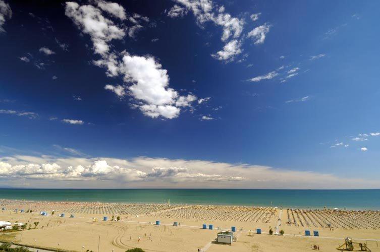 Bibione Palace Hotel Εξωτερικό φωτογραφία